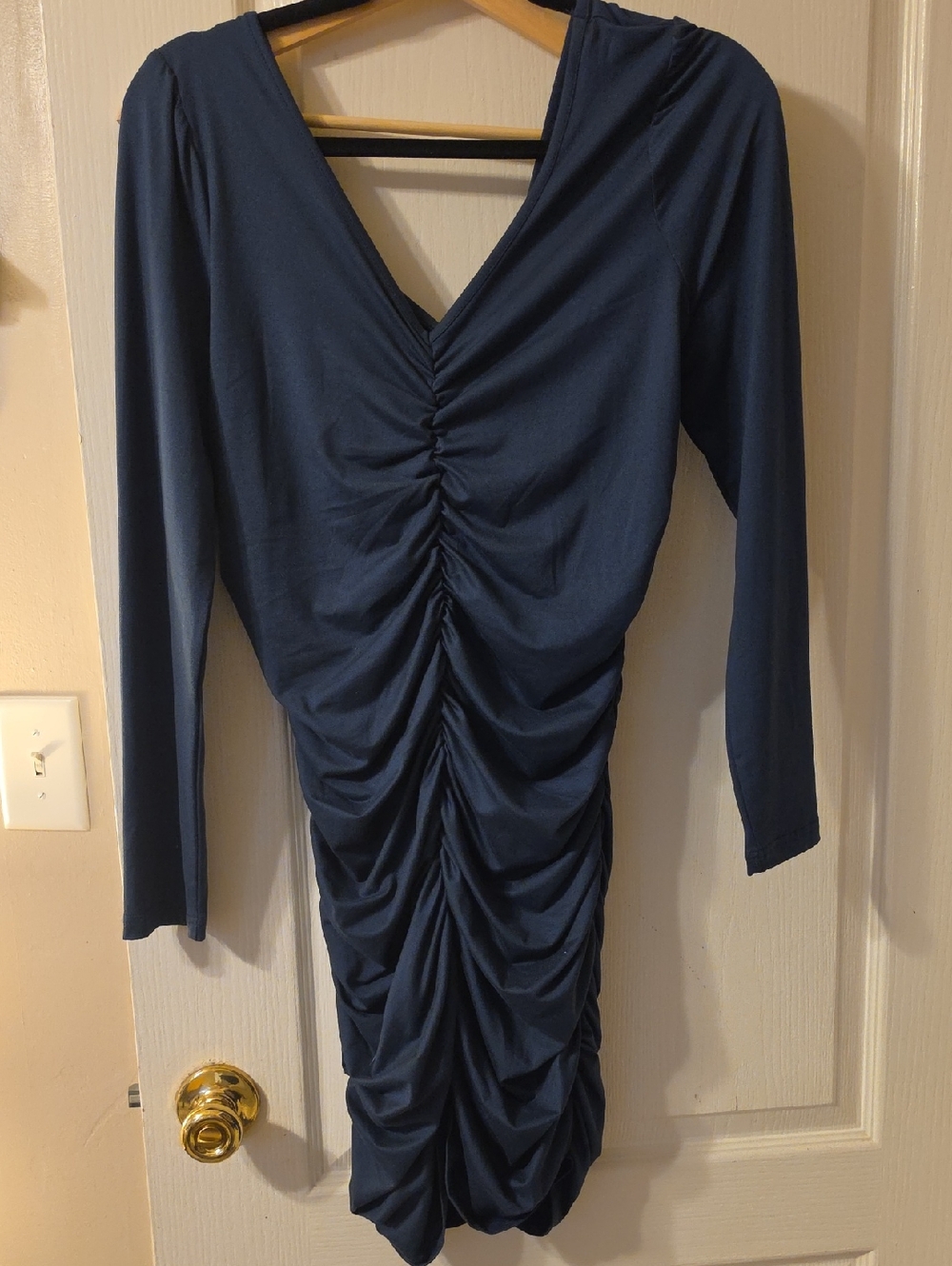 Ruched V-Neck Long Sleeve Bodycon Dress - Navy
